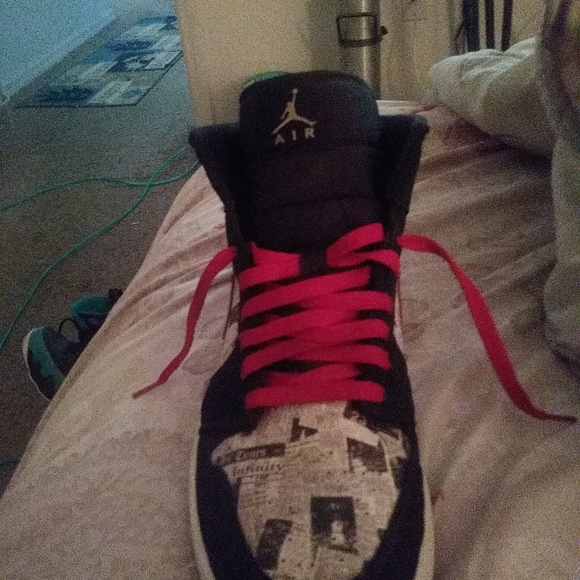 Nike air jordans - Picture 1 of 3